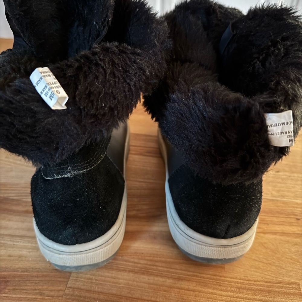 Womans Baretraps Aero Black Suede Lace Up Fur Lined Winter Ankle Boots 9 M